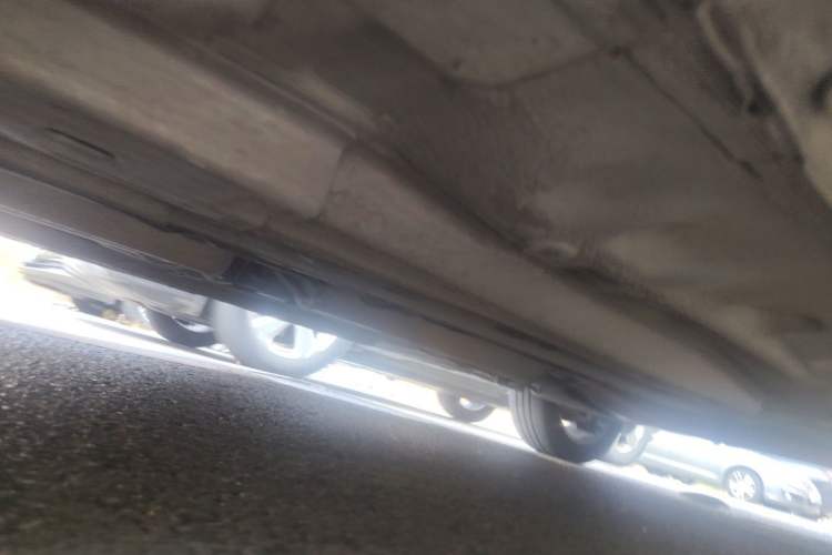 Used Buick Excelle 2011 1.6 LE-AT Chassis Front Left