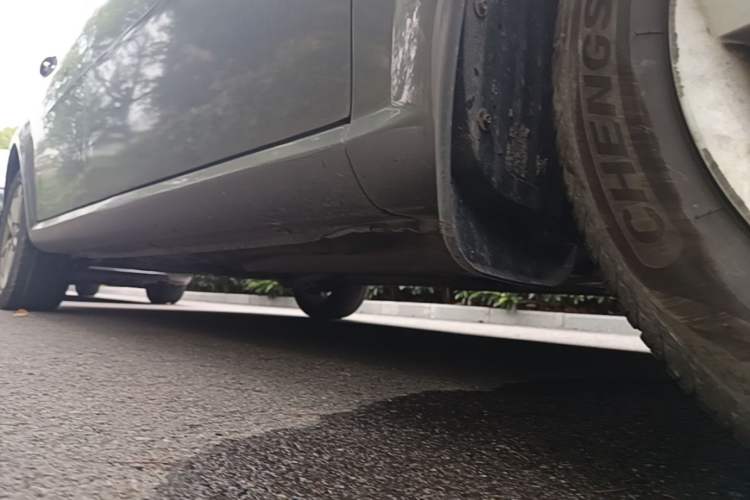 Used Buick Excelle 2011 1.6 LE-MT Chassis Front Right