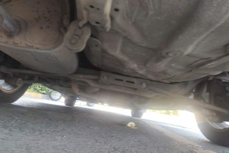 Used Buick Excelle 2011 1.6 LE-AT Chassis Rear
