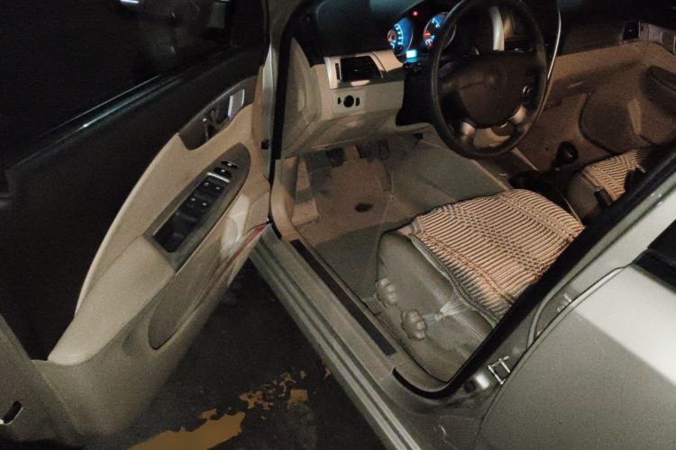Used Buick Excelle 2011 1.6 LX-MT Driver Seat