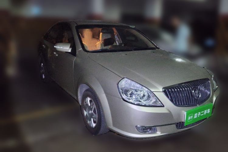 Used Buick Excelle 2011 1.6 LX-MT Front Right 45 Deg