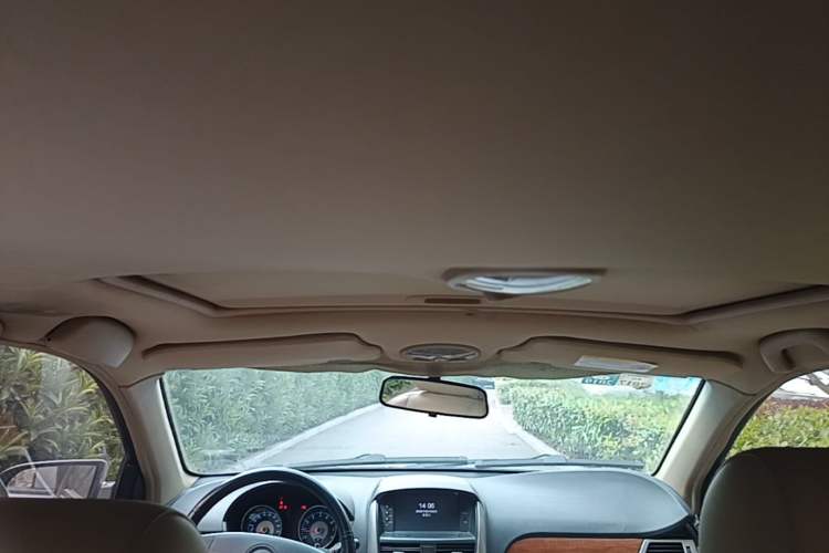 Used Buick Excelle 2011 1.6 LE-MT Headliner