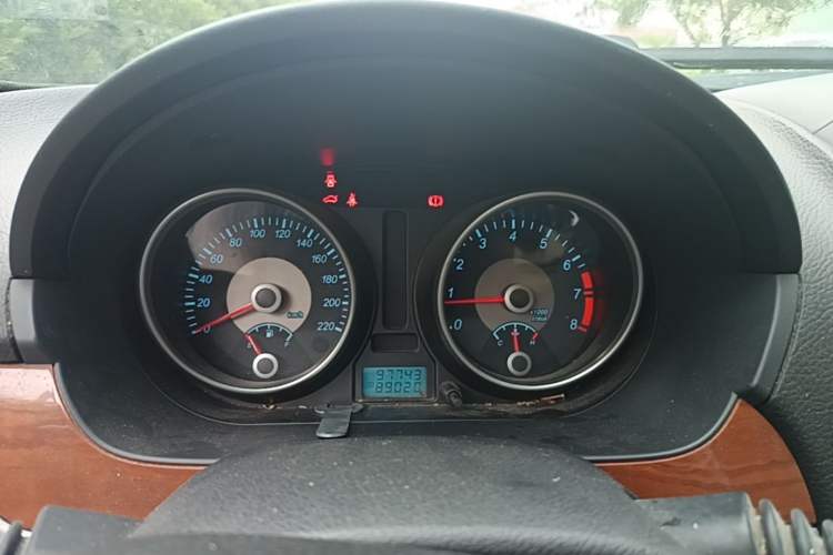 Used Buick Excelle 2011 1.6 LE-MT Instrument Cluster