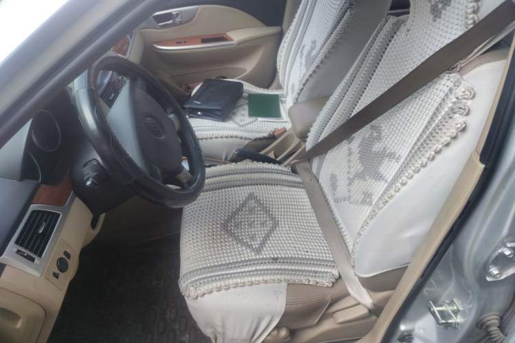 Used Buick Excelle 2011 1.6 LE-AT Left Front Seat