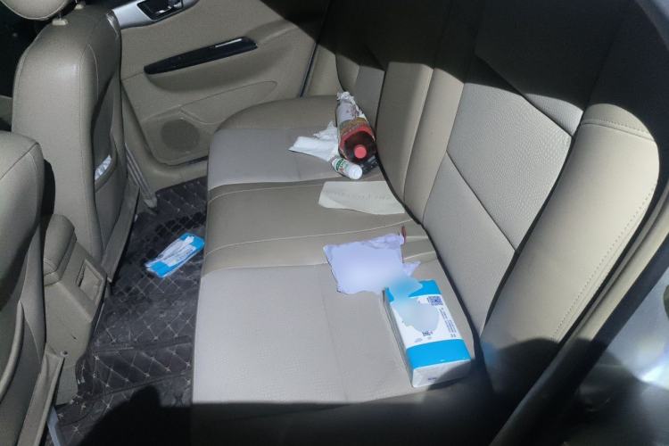 Used Buick Excelle 2011 1.6 LX-MT Left Rear Seat