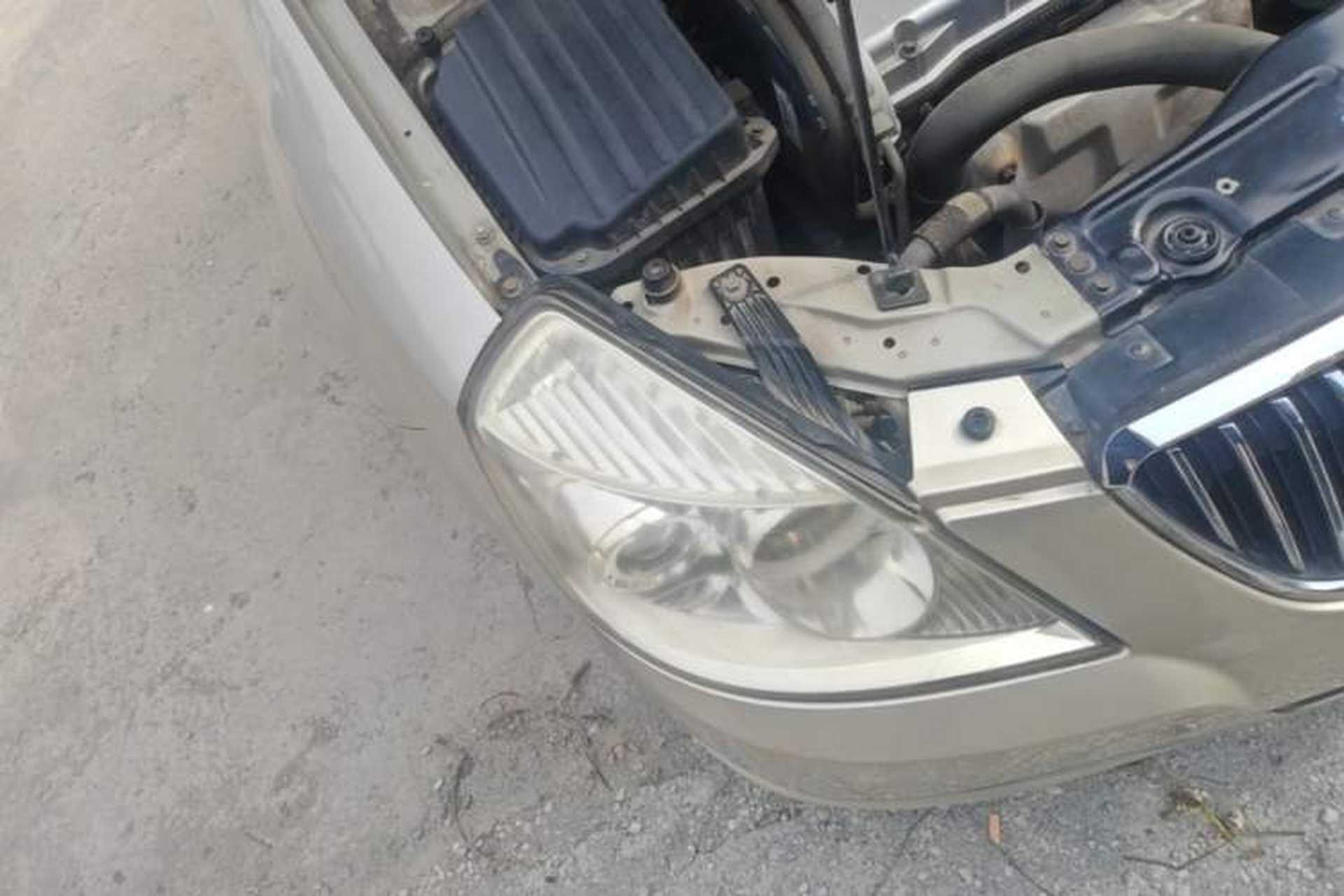 Used Buick Excelle 2011 1.6 LE-MT Right Front Headlight