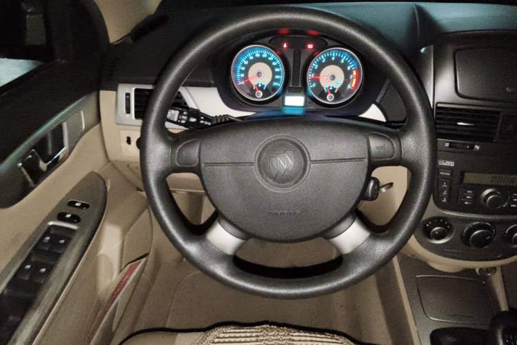 Used Buick Excelle 2011 1.6 LX-MT Steering Wheel