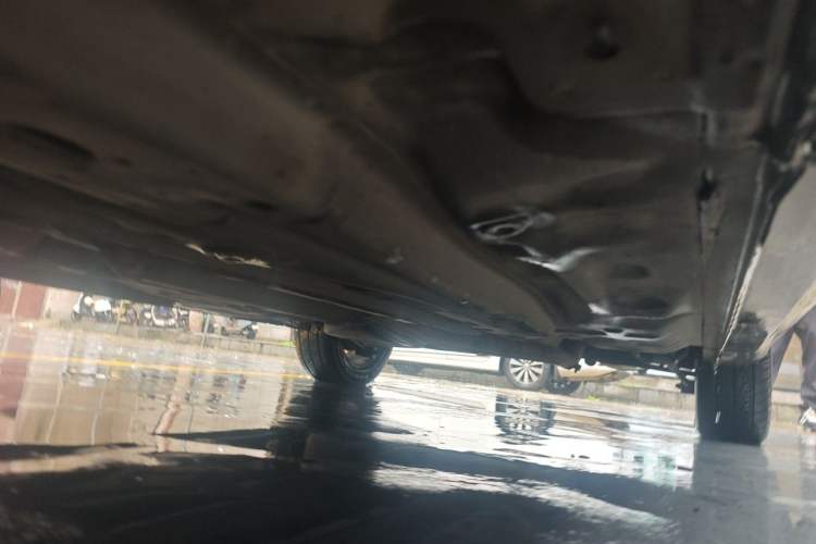 Used Buick Excelle 2011 1.6 LE-MT Chassis Front Left