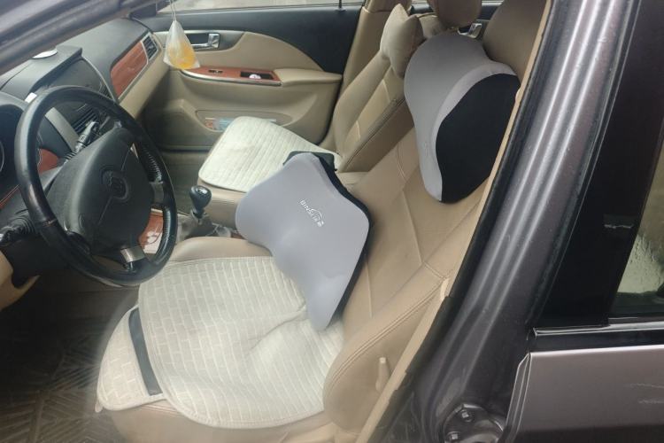 Used Buick Excelle 2011 1.6 LE-MT Left Front Seat