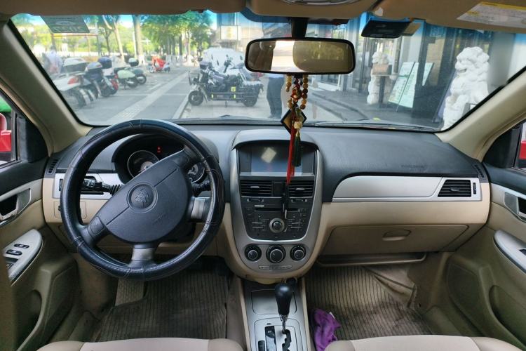 Used Buick Excelle 2011 1.6LX-AT Center Console