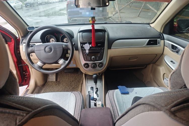 Used Buick Excelle 2011 1.6LX-AT Center Console