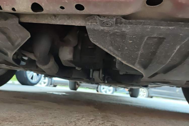Used Buick Excelle 2011 1.6LX-AT Chassis Front