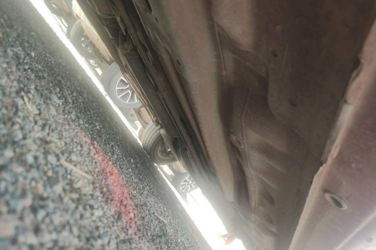 Used Buick Excelle 2011 1.6 LE-AT Chassis Front Left
