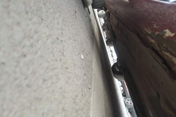 Used Buick Excelle 2011 1.6 LX-MT Chassis Front Right