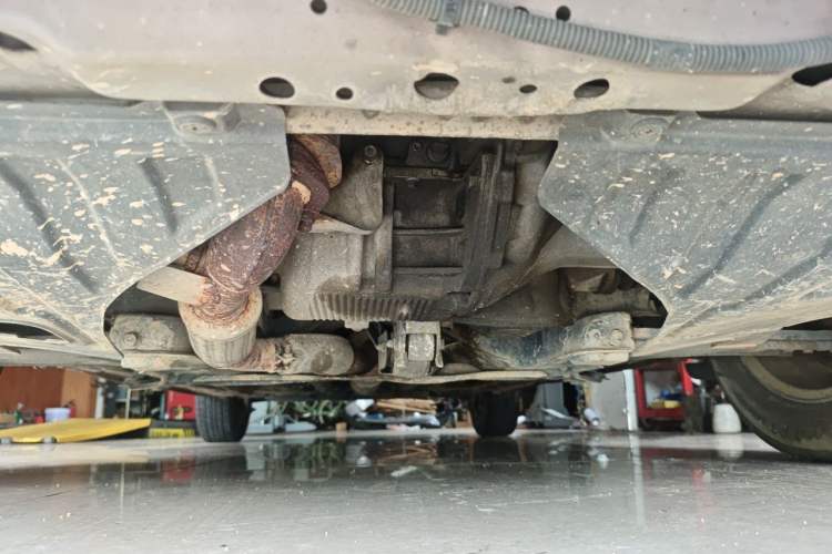 Used Buick Excelle 2011 1.6 LX-MT Chassis Front
