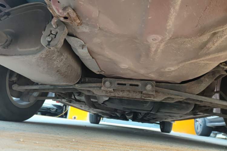 Used Buick Excelle 2011 1.6LX-AT Chassis Rear