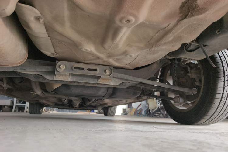 Used Buick Excelle 2011 1.6 LE-AT Chassis Rear