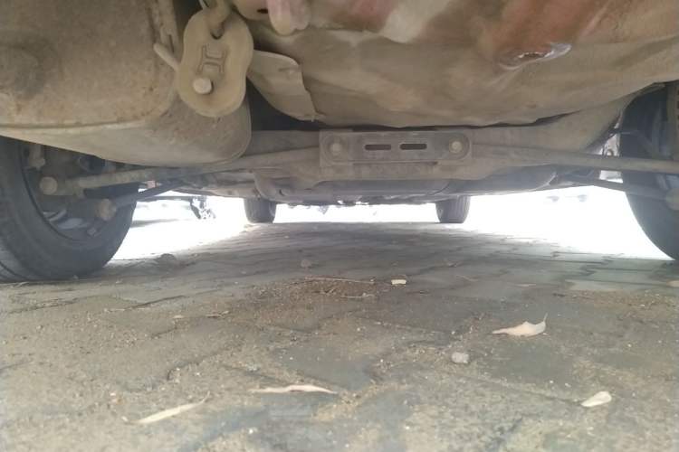 Used Buick Excelle 2011 1.6 LX-MT Chassis Rear
