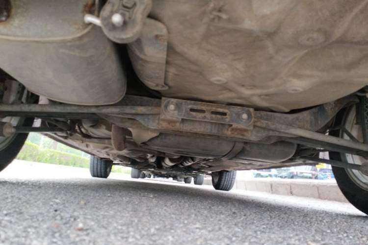 Used Buick Excelle 2011 1.6 LE-MT Chassis Rear