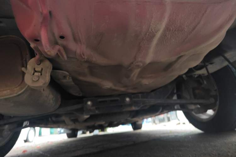 Used Buick Excelle 2011 1.6 LE-MT Chassis Rear