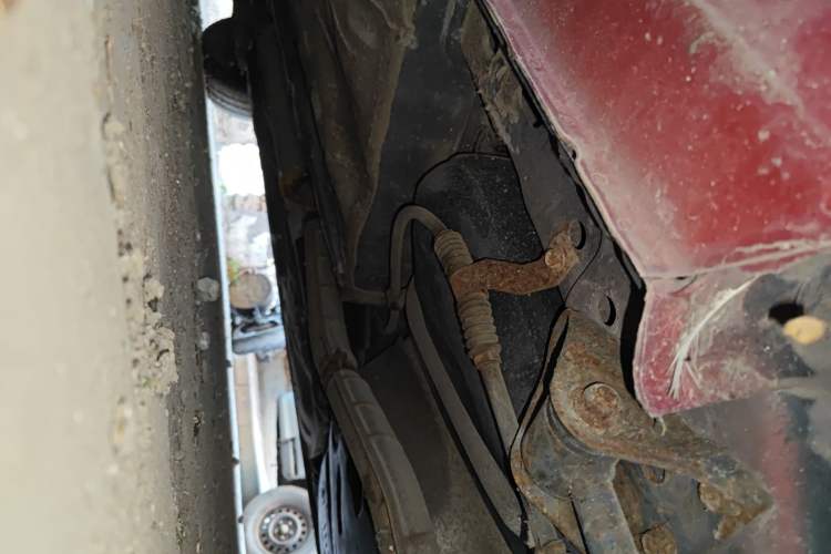 Used Buick Excelle 2011 1.6 LX-MT Chassis Rear Left