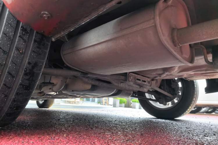 Used Buick Excelle 2011 1.6 LE-AT Chassis Rear Left