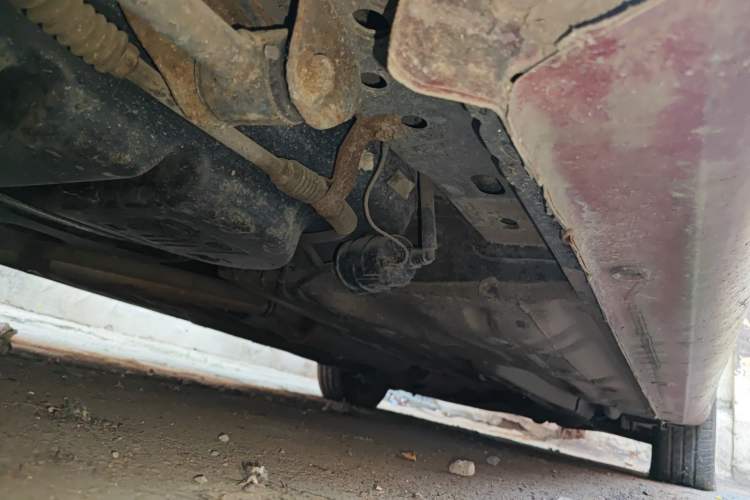 Used Buick Excelle 2011 1.6 LX-MT Chassis Rear Right