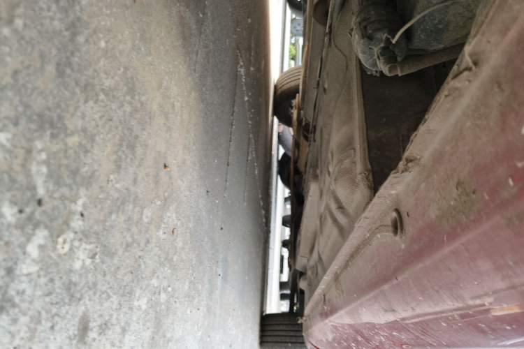 Used Buick Excelle 2011 1.6 LX-MT Chassis Rear Right