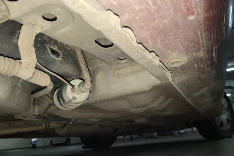 Used Buick Excelle 2011 1.6 LX-MT Chassis Rear Right