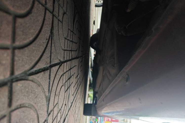 Used Buick Excelle 2011 1.6 LE-MT Chassis Rear Right