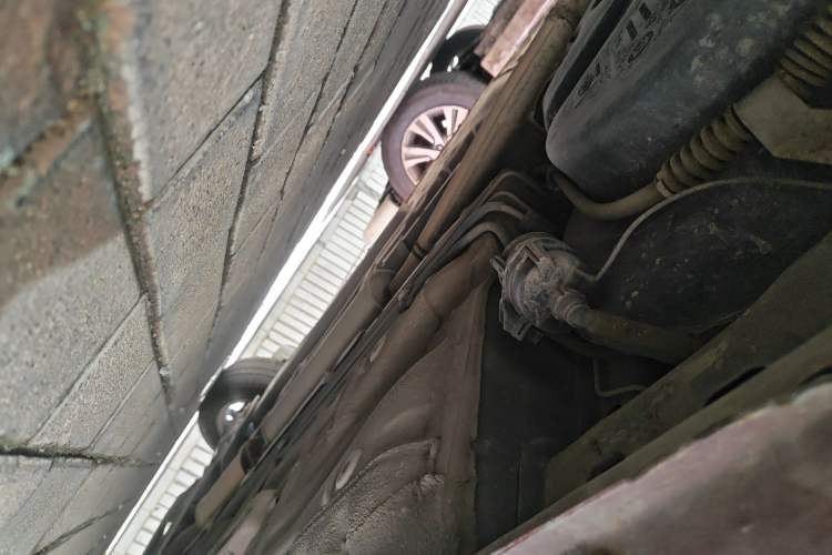 Used Buick Excelle 2011 1.6 LX-MT Chassis Rear Right