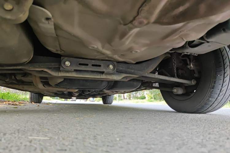 Used Buick Excelle 2011 1.6 LX-MT Chassis Rear