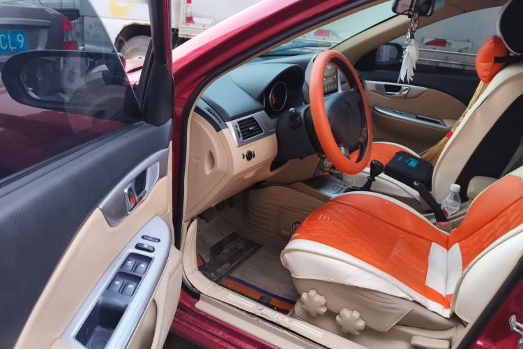 Used Buick Excelle 2011 1.6 LX-MT Driver Seat