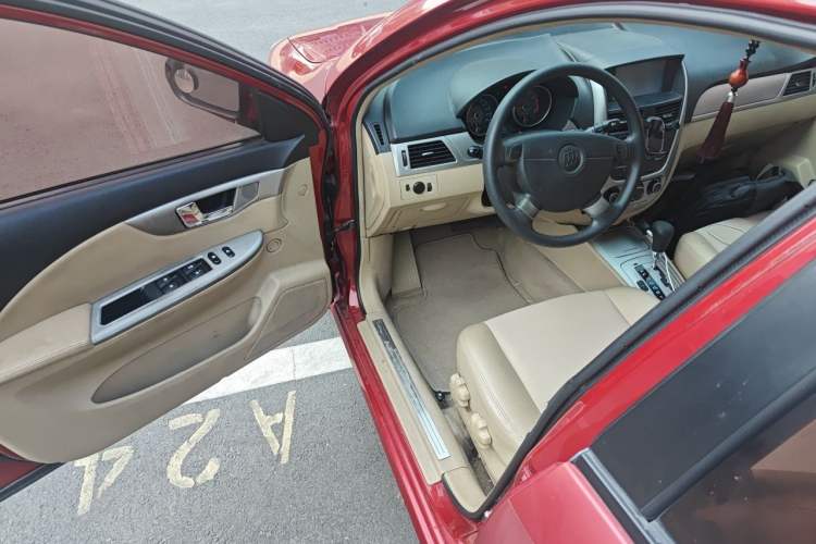 Used Buick Excelle 2011 1.6LX-AT Driver Seat