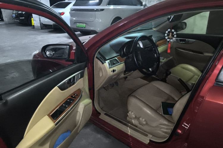 Used Buick Excelle 2011 1.6 LX-MT Driver Seat