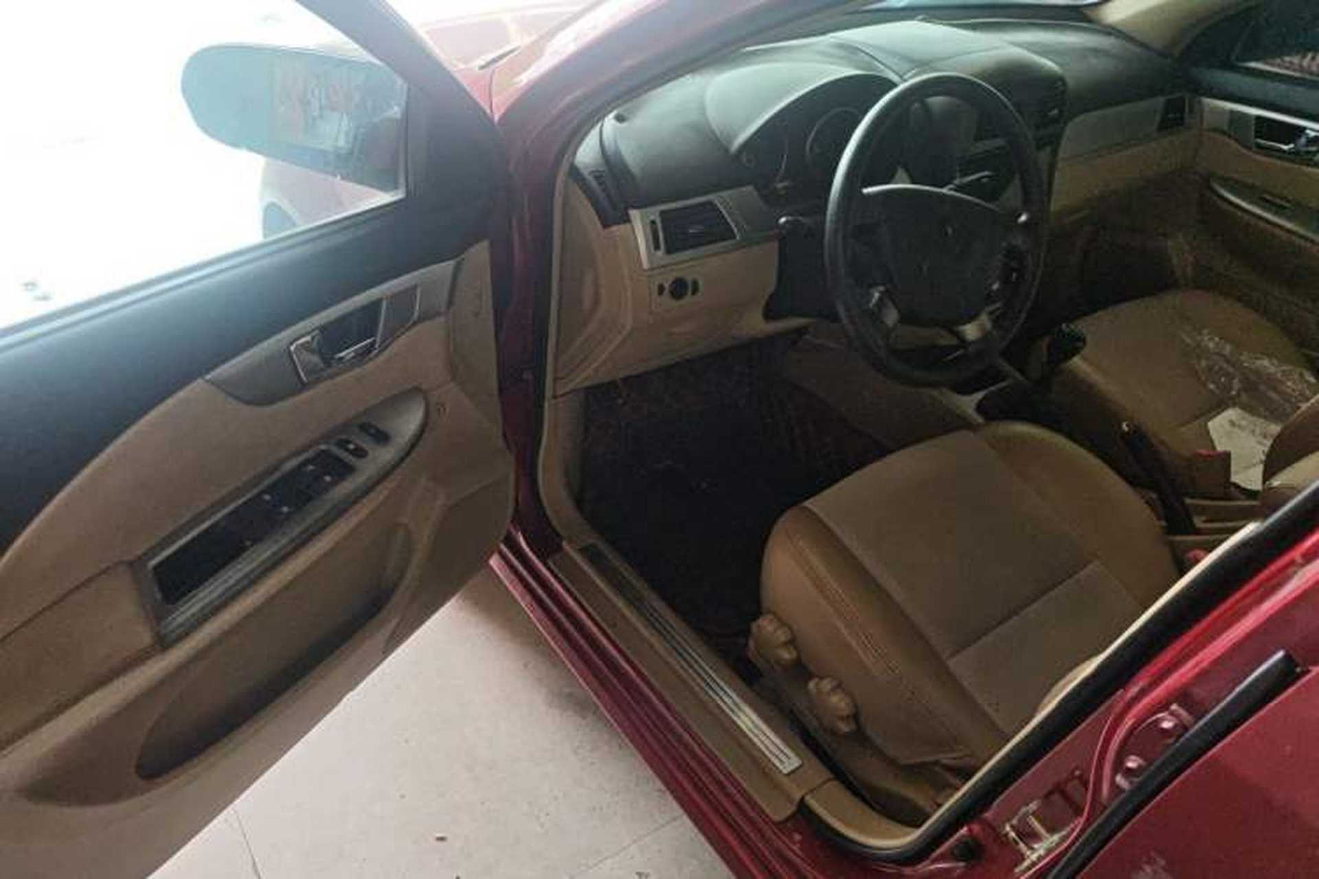 Used Buick Excelle 2011 1.6 LX-MT Driver Seat