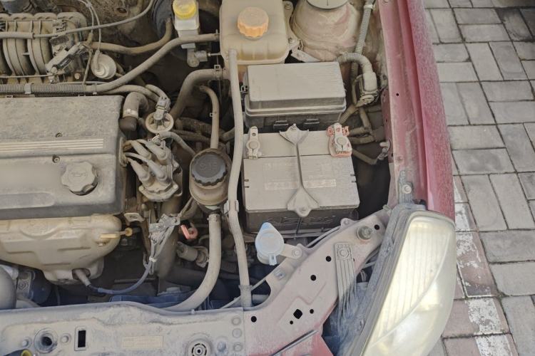 Used Buick Excelle 2011 1.6 LE-AT Engine Bay Left