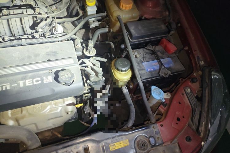 Used Buick Excelle 2011 1.6LX-AT Engine Bay Left