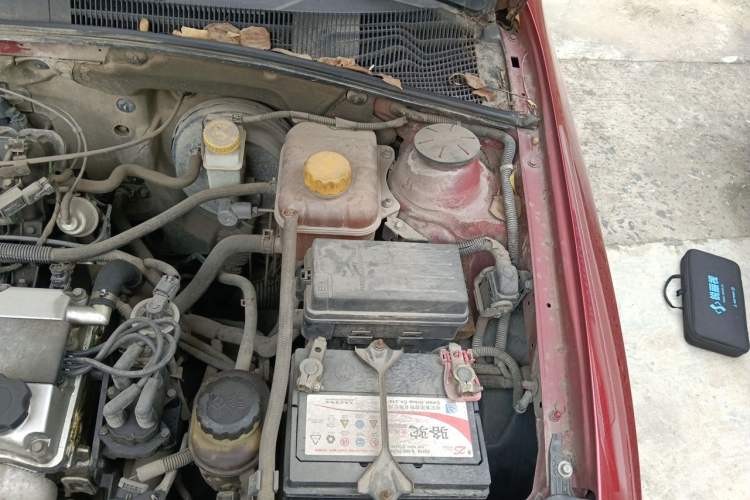 Used Buick Excelle 2011 1.6LX-AT Engine Bay Left