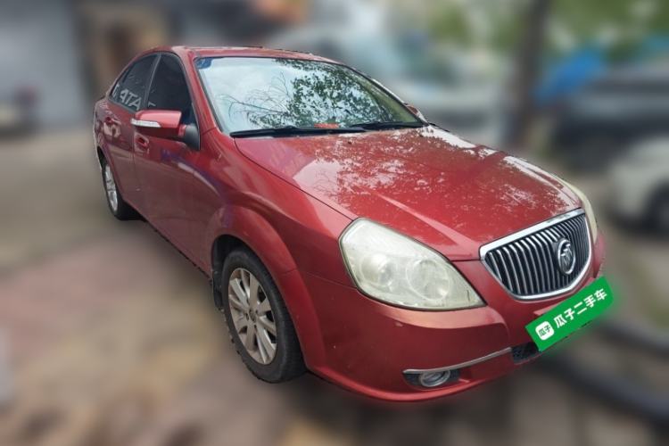 Used Buick Excelle 2011 1.6 LE-MT Front Right 45 Deg