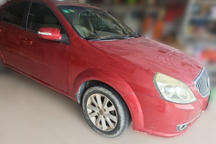 Used Buick Excelle 2011 1.6 LX-MT Front Right 45 Deg