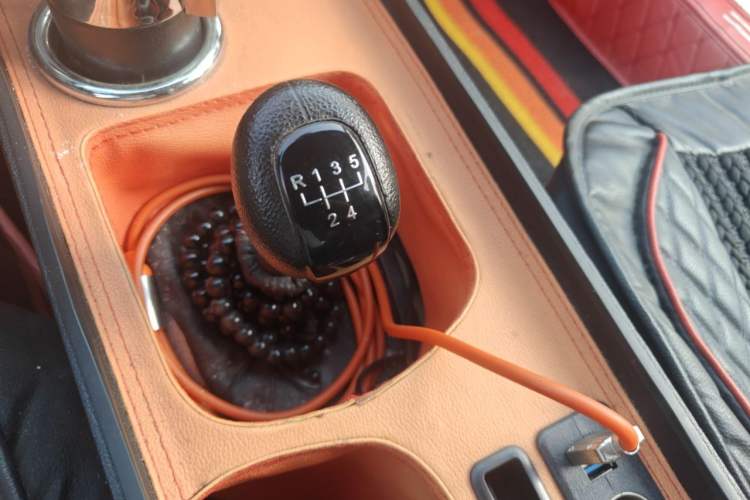 Used Buick Excelle 2011 1.6 LX-MT Gear Lever
