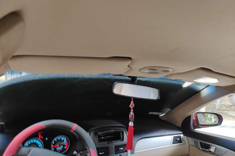 Used Buick Excelle 2011 1.6LX-AT Headliner