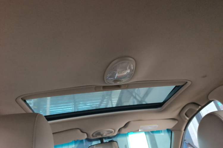 Used Buick Excelle 2011 1.6 LE-AT Headliner
