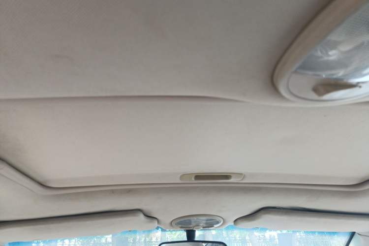 Used Buick Excelle 2011 1.6 LE-MT Headliner