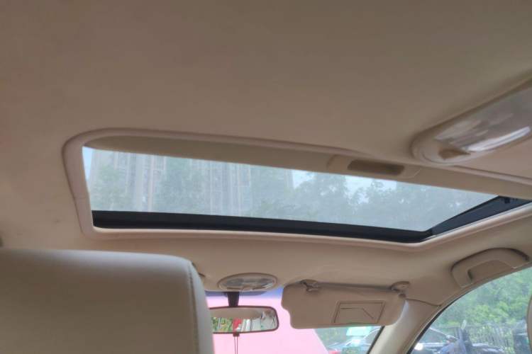 Used Buick Excelle 2011 1.6 LE-AT Headliner