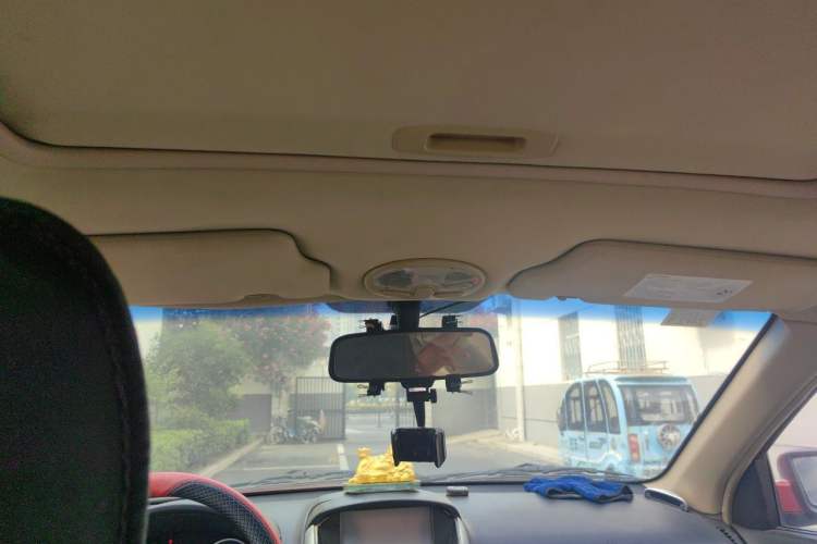 Used Buick Excelle 2011 1.6 LX-MT Headliner