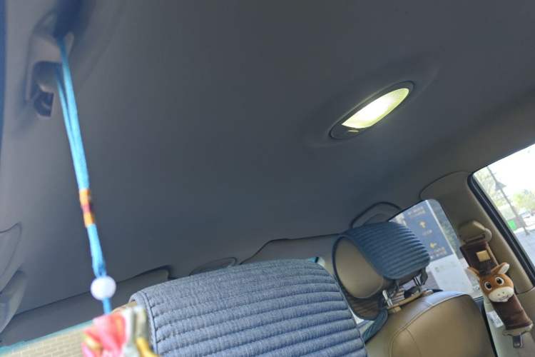 Used Buick Excelle 2011 1.6 LE-AT Headliner