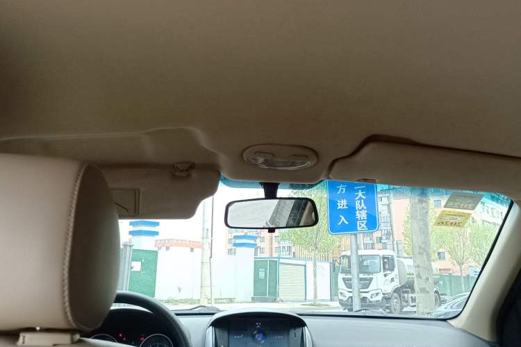 Used Buick Excelle 2011 1.6LX-AT Headliner