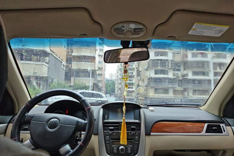 Used Buick Excelle 2011 1.6 LE-AT Headliner